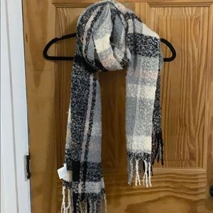 Long cozy scarf